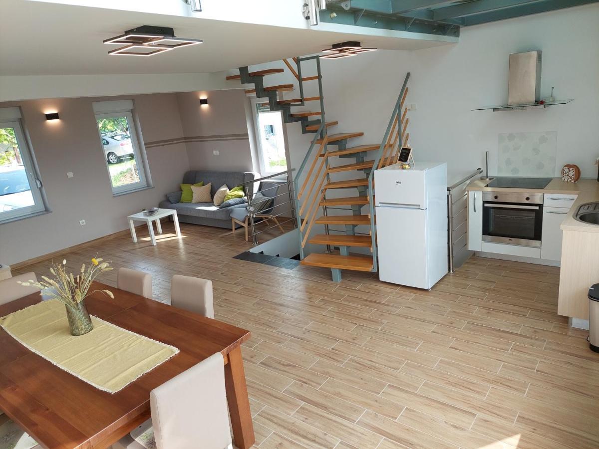 Apartma Vali Apartment Gradisca Luaran gambar